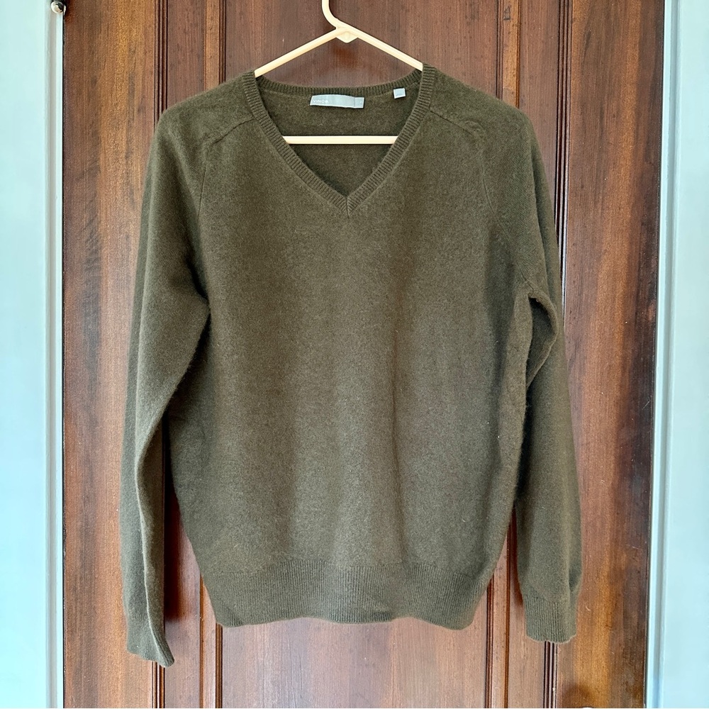 Vince Men's Khaki V-Neck Wool Sweater